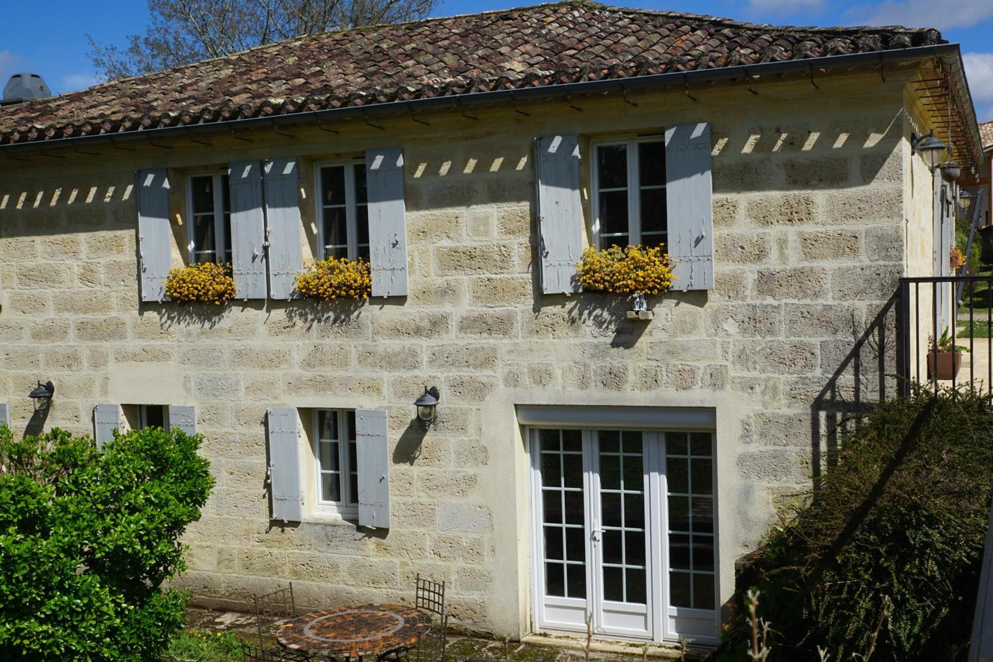 Moulin Notre Dame Hotel Saint-Genes-de-Castillon Exterior photo