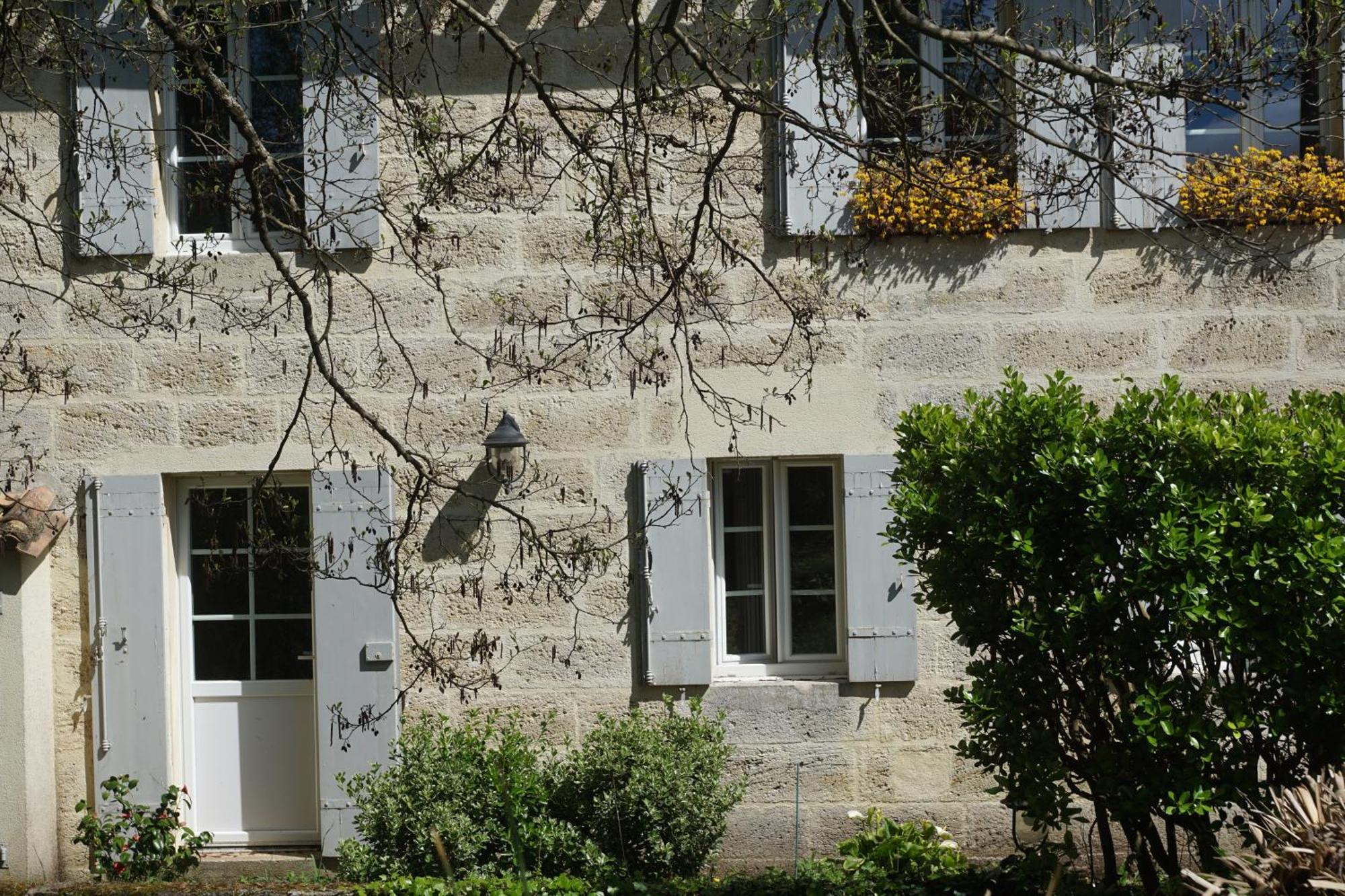 Moulin Notre Dame Hotel Saint-Genes-de-Castillon Exterior photo